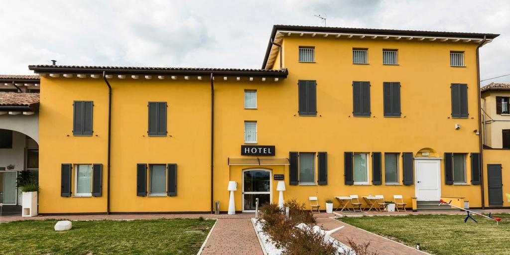 Hotel Forlanini 52 Parma Eksteriør billede