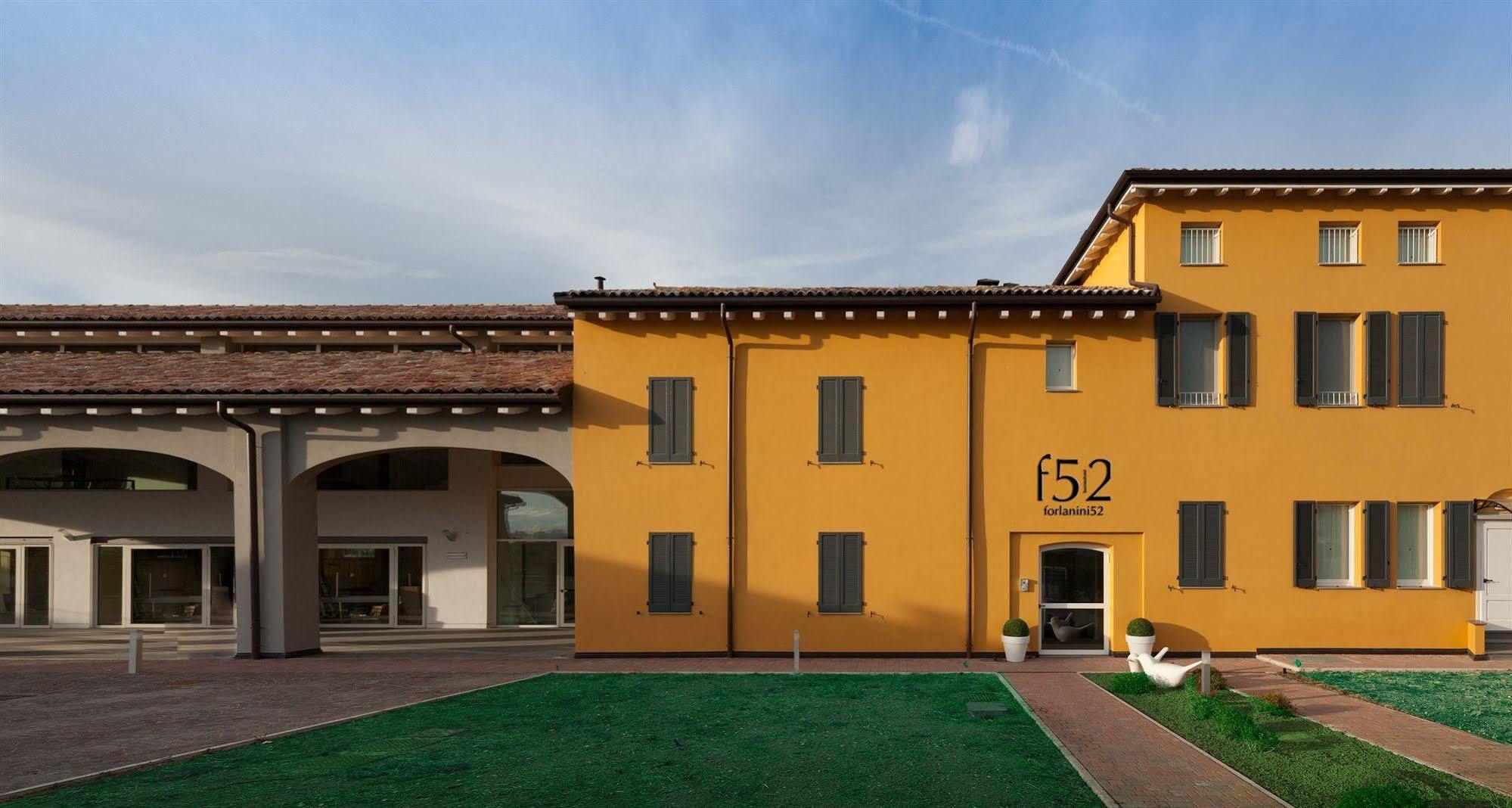 Hotel Forlanini 52 Parma Eksteriør billede
